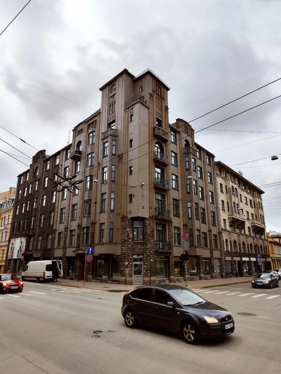 Image 5 of New luxury apartment in the center