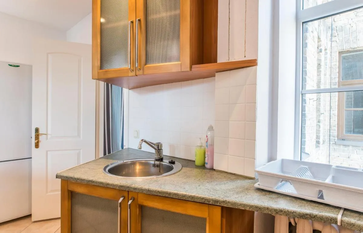 Image 2 of Old City Park Apartment