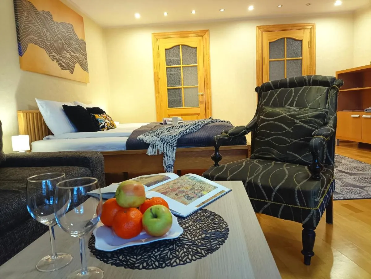 Image 2 of Old Town Center Spacious Loft Apartment, up to 4 guests