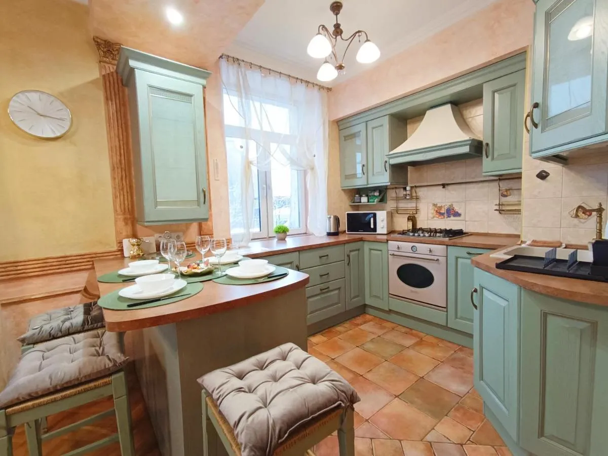 Image 3 of Old Town Retreat with Stunning Views 2 bedroom Apartment nearby The Church of Saint Peter