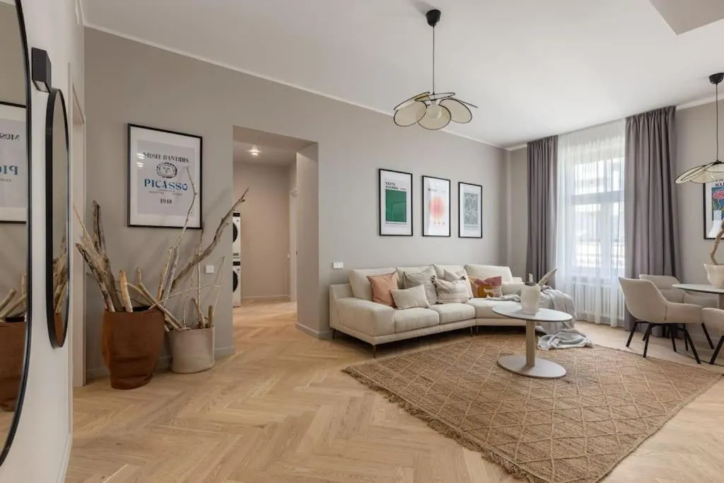 Image of OldTown&River View Hoffmann B9