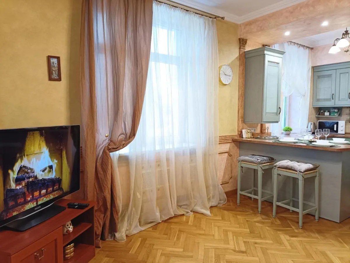 Photo 4 of Old Town Retreat with Stunning Cathedral Views Two bedroom Apartment