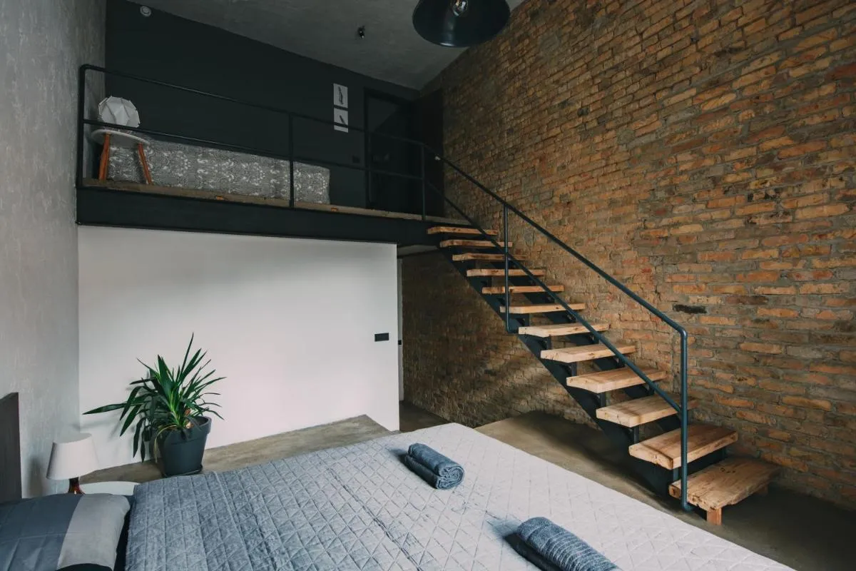 Image 5 of Old factory loft aprtment L39