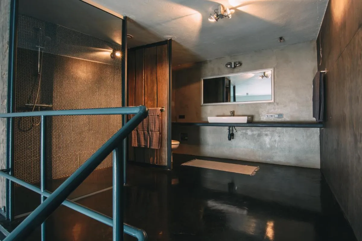 Image 6 of Old factory loft aprtment L39