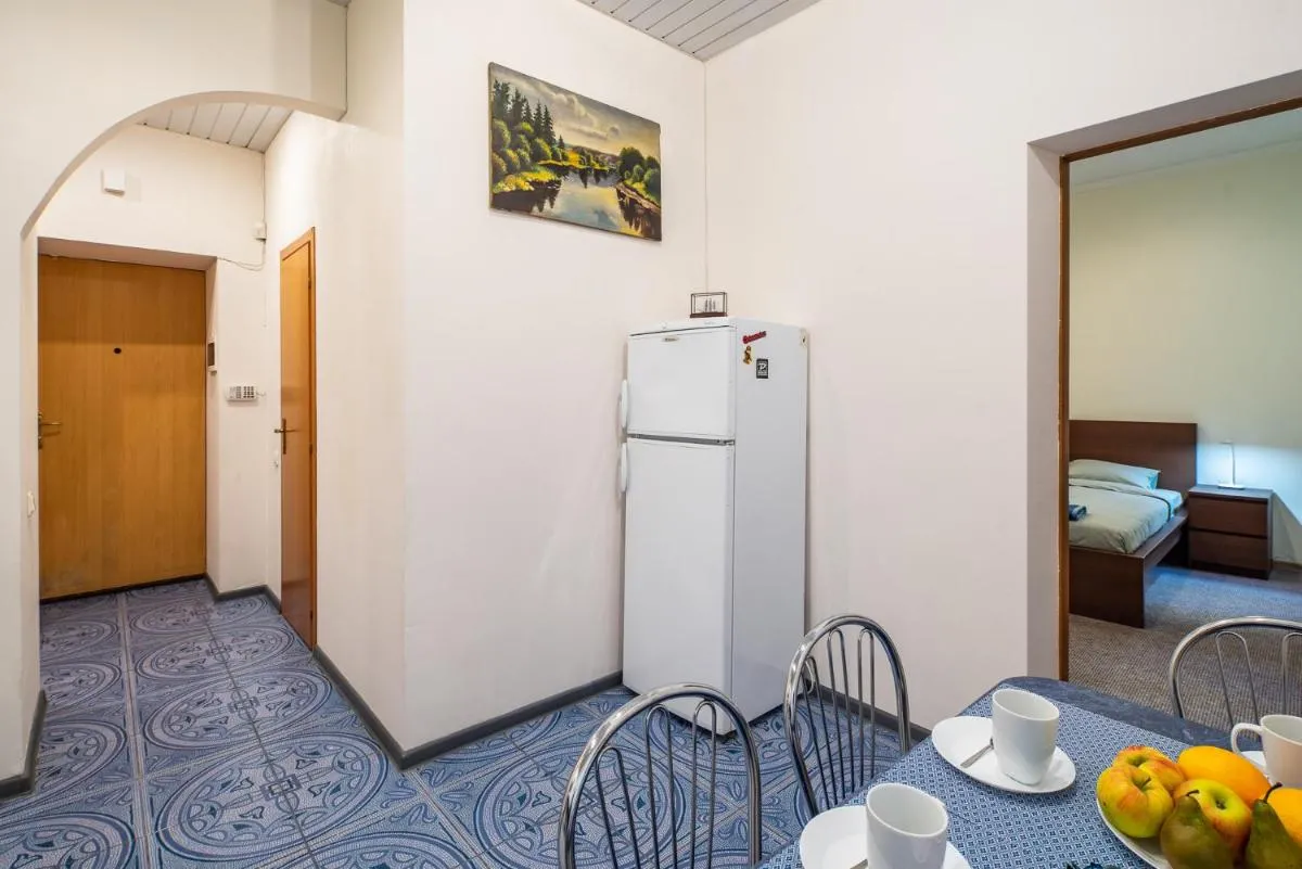 Image 4 of Orange apartments 52