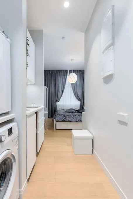 Image 5 of Park Residence Studio
