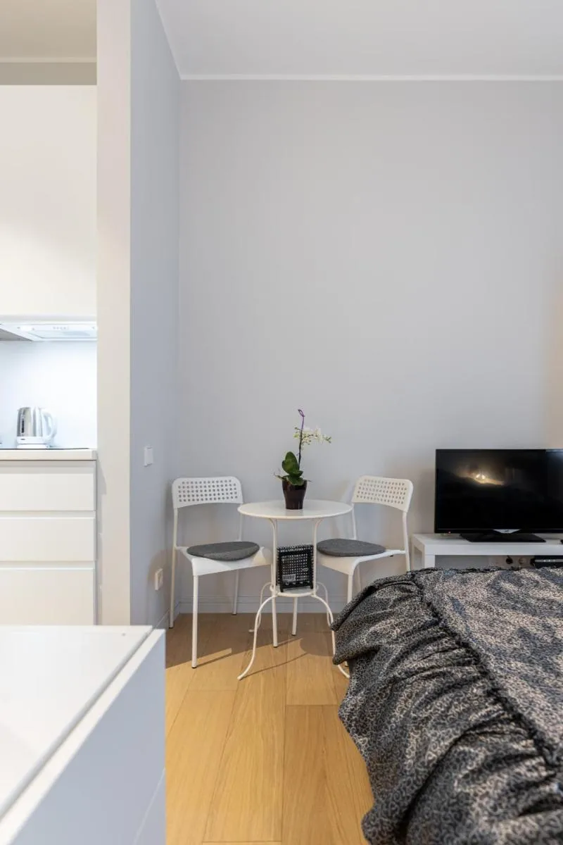 Image 6 of Park Residence Studio