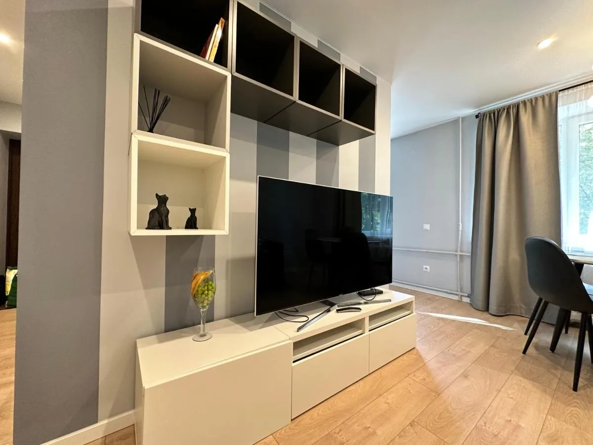Image 4 of Parkside Escape: Stylish 1-BR