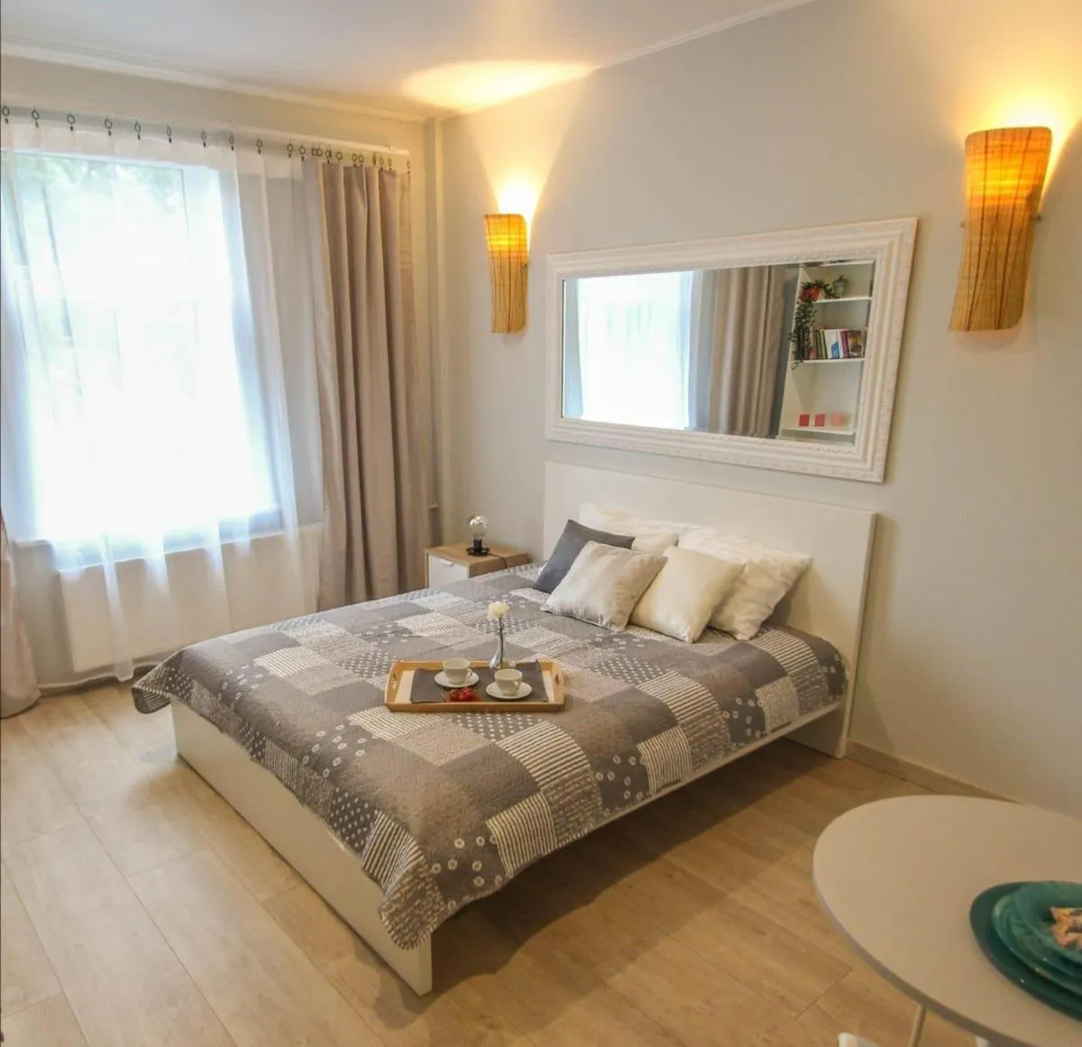 Image 6 of Paulas room.
