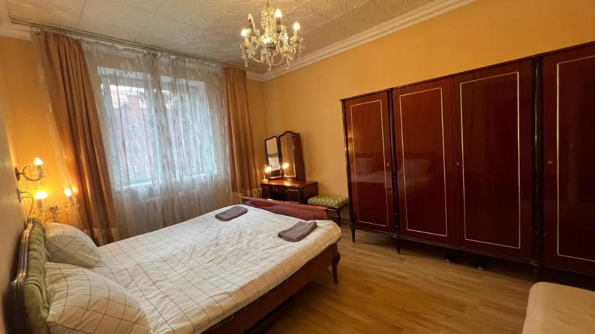 Image 2 of Perfect location apartment Old town
