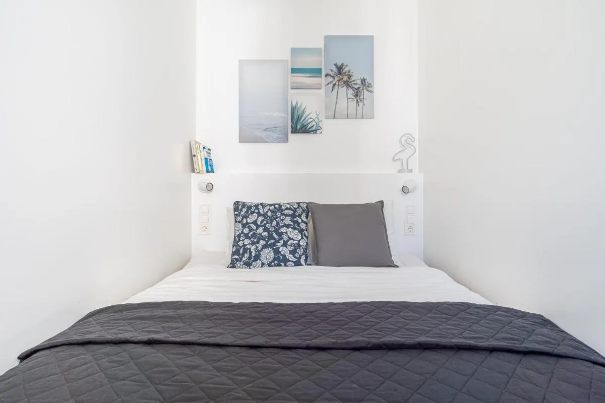 Image 6 of Prestigious Former Library Apartment – Perfect Location