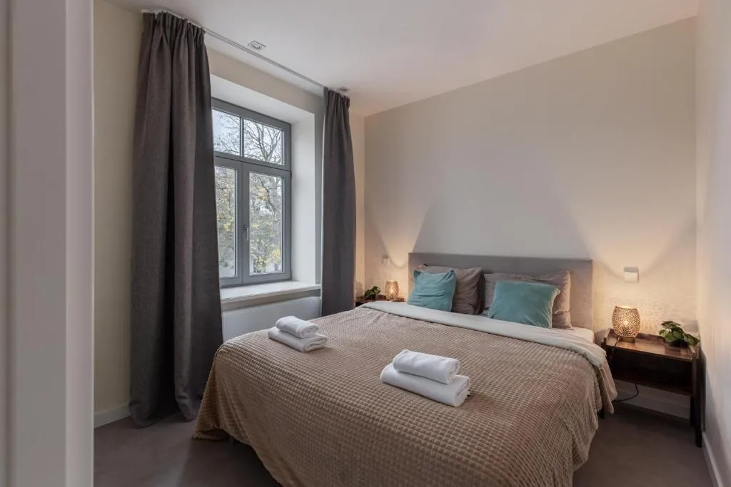 Quiet Ķīpsala Apartments – FREE PARKING