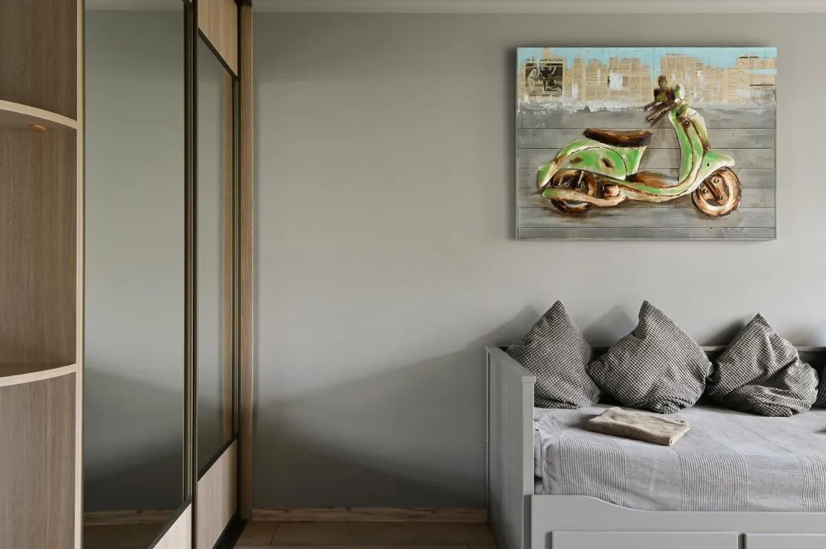 Image 1 of Quiet loft with FREE parking