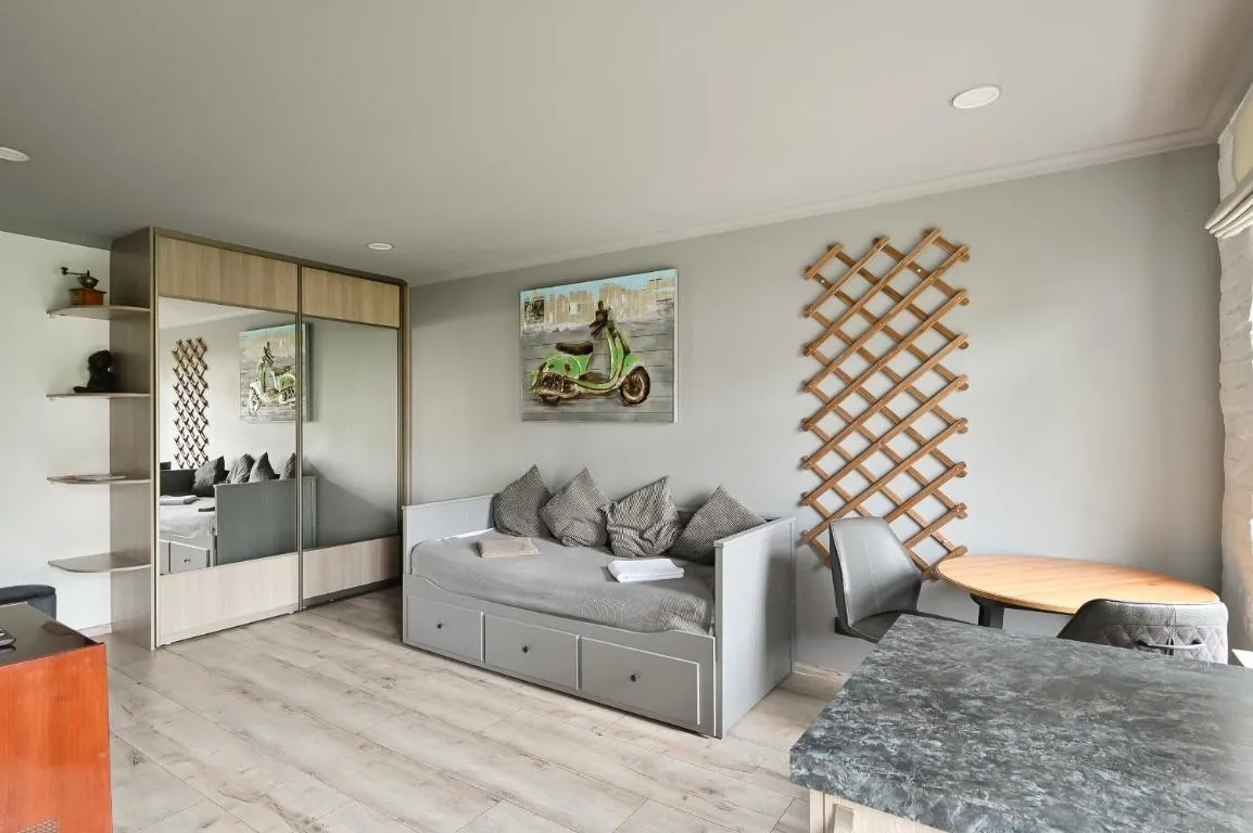 Image of Quiet loft with FREE parking