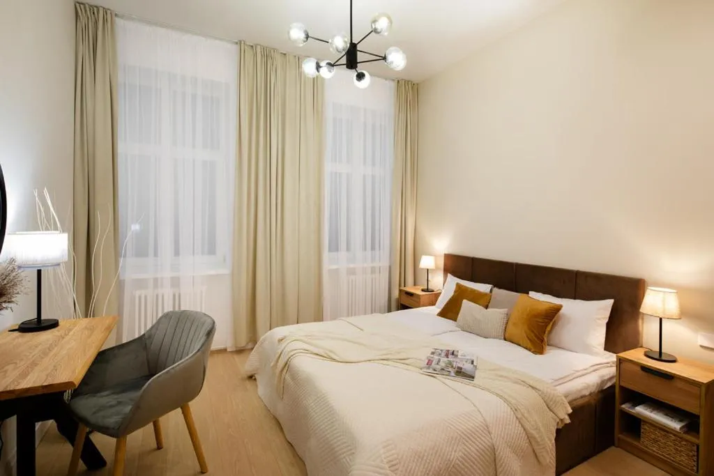Image of Raina Boulevard Exclusive Design Apartments At Park