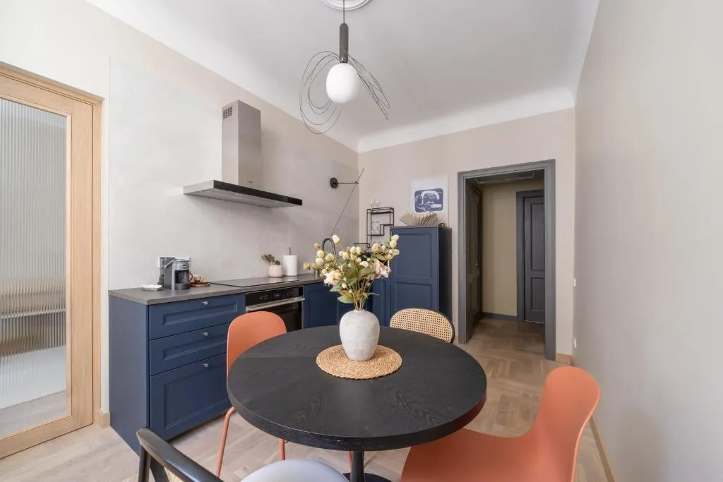 Riga Design Pearl 2BR Apartment cozy stay for 4