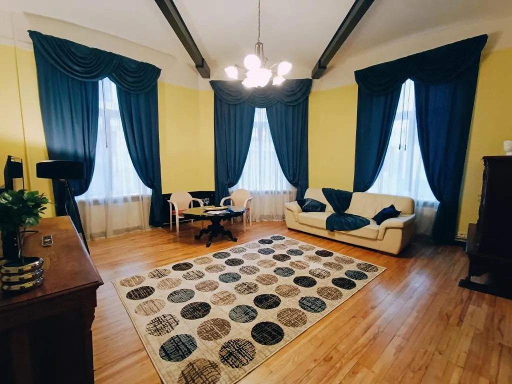 Image of Riverside Old Town Spacious One Bedroom Apartment few steps from Dome square and Cathedral