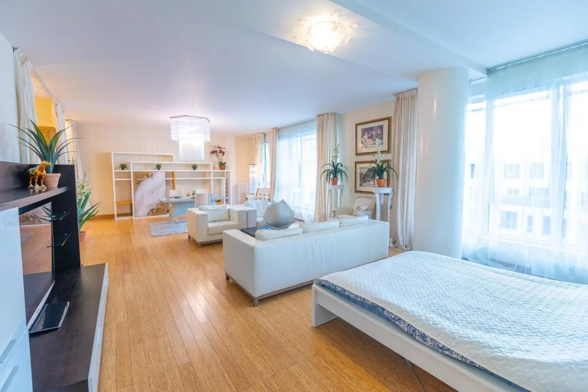 Image 1 of Royal Suites Whith Free Parking