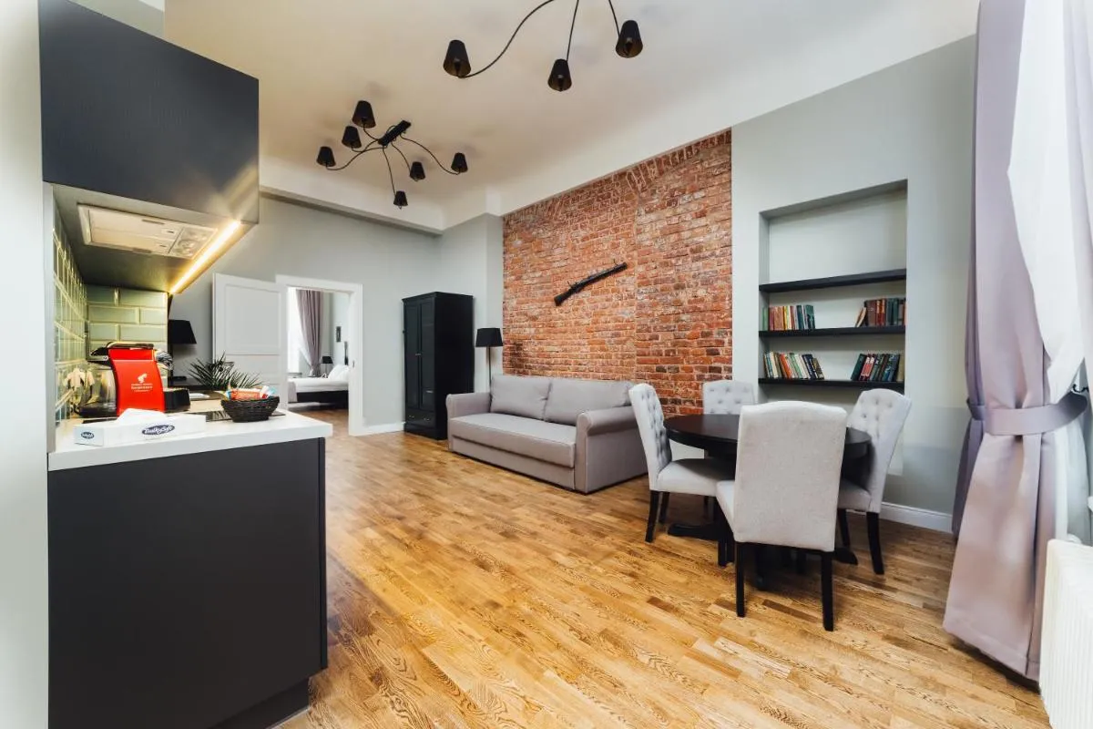 Image 2 of Sherlock Apartments