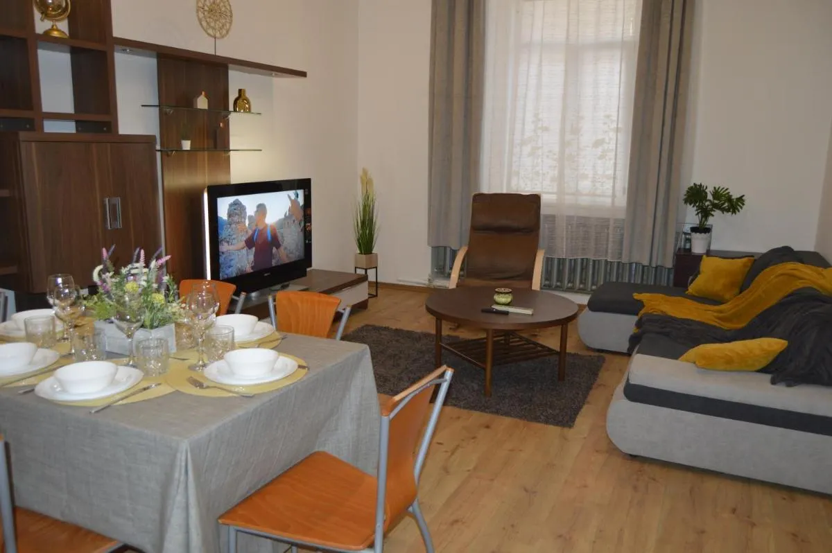 Image 4 of Spacious City Center Family 2 bedrooms apartment