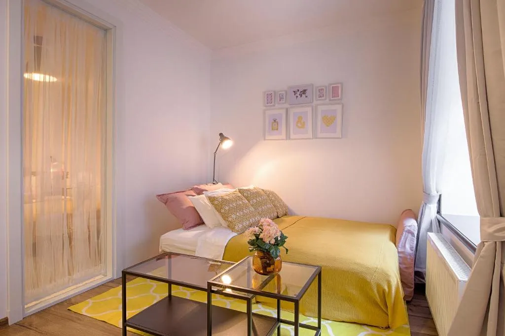 Image 1 of Spacious apartment in Old Riga