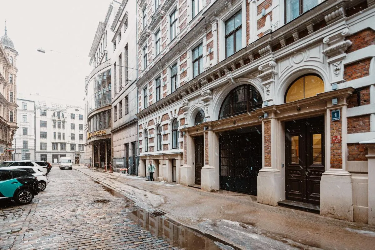 Image 5 of Stylish Central Apartment – 5 mins to Old Town
