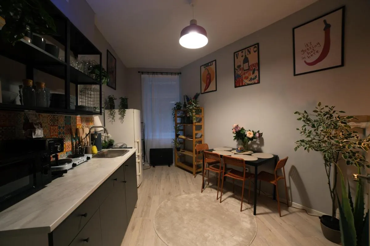 Photo 4 of Stylish & Pet-Friendly Apt with Free Parking & Check-in