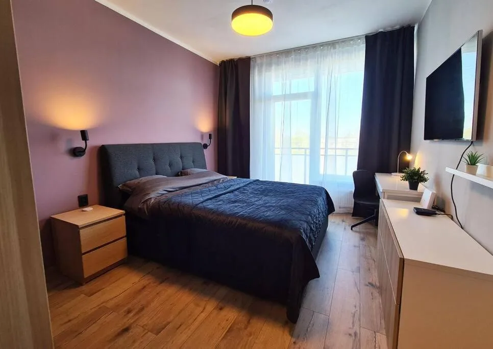 Image 1 of Stylish apartment with parking & spacious balcony