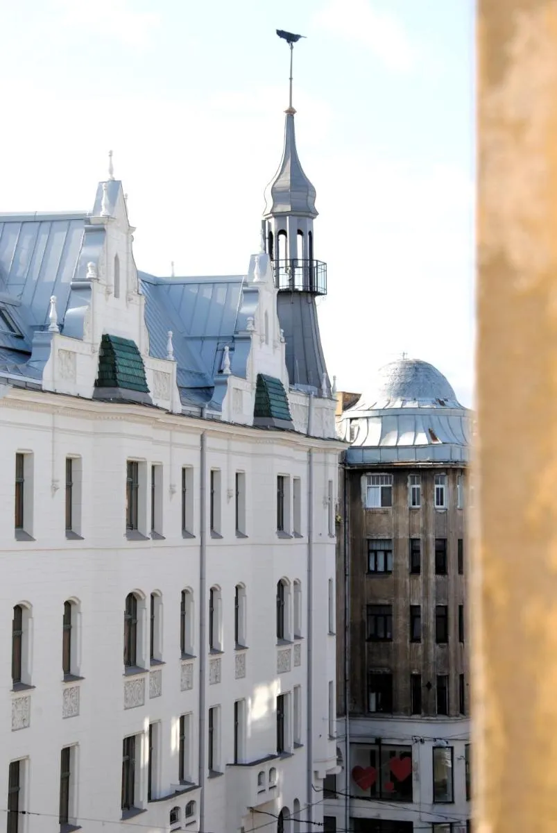 Image 5 of Stylish central apartment in Art Nouveau building