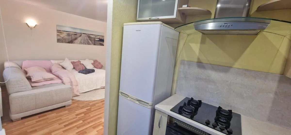 Image 2 of Sunny Family Apartment