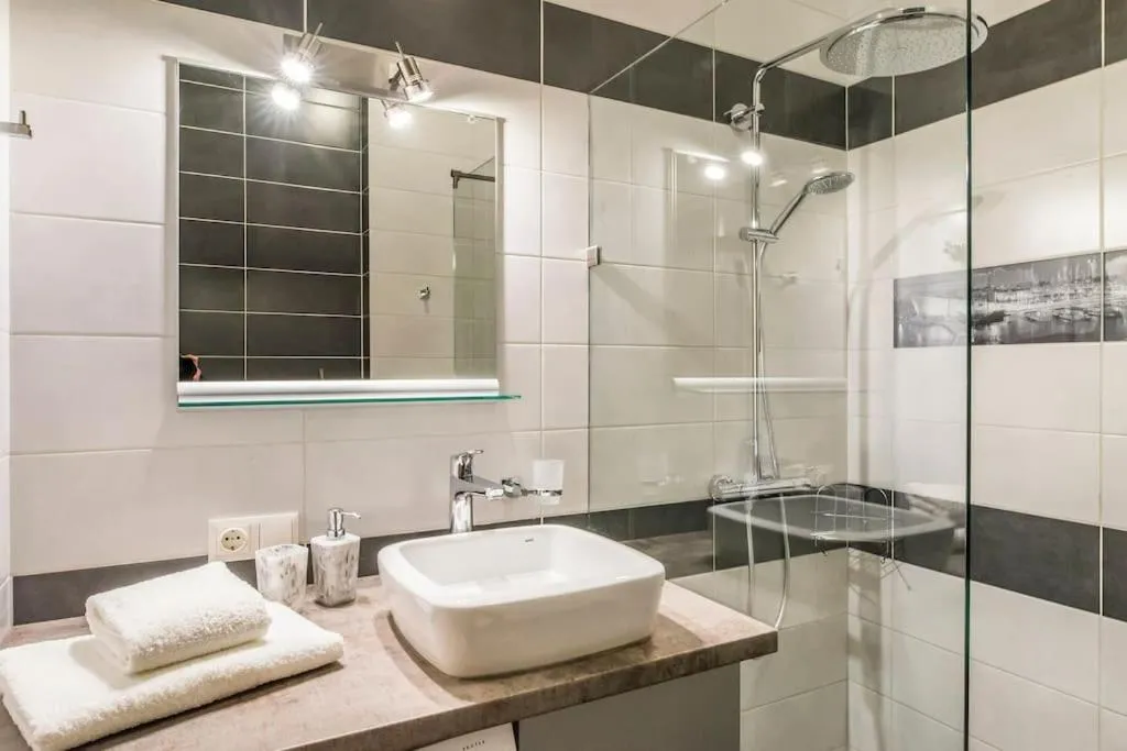 Image 2 of Superb Brand New Apartment Centra, Riga, Latvia
