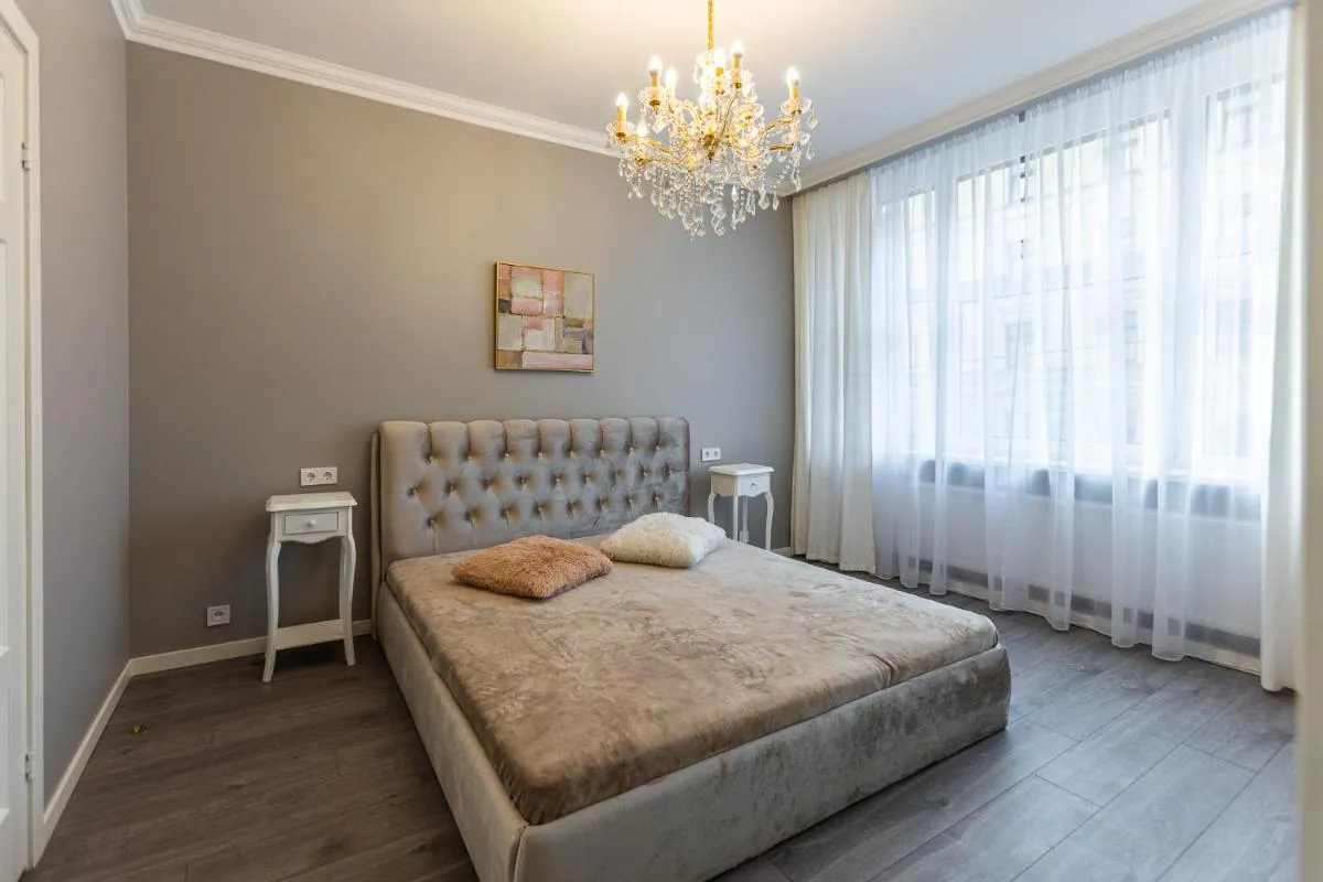 Image 2 of Superb apartment in city centre