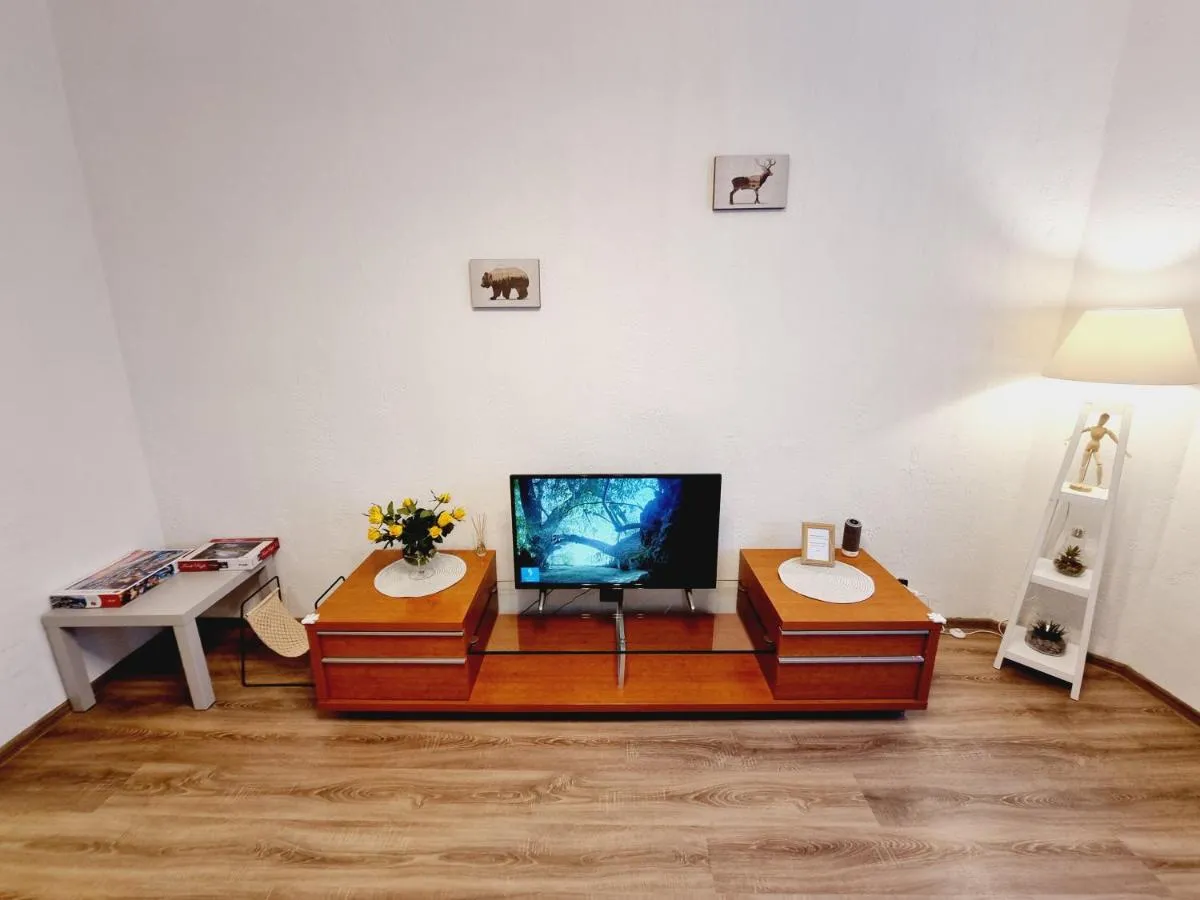 Image 4 of V311 Apartment