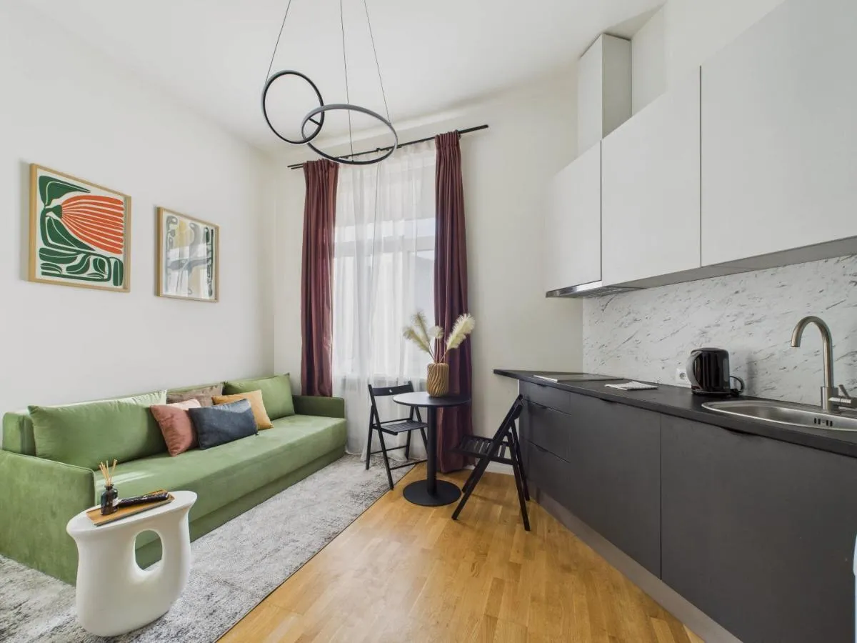 Photo 3 of Vibrant City Centre Studio – near Central Station