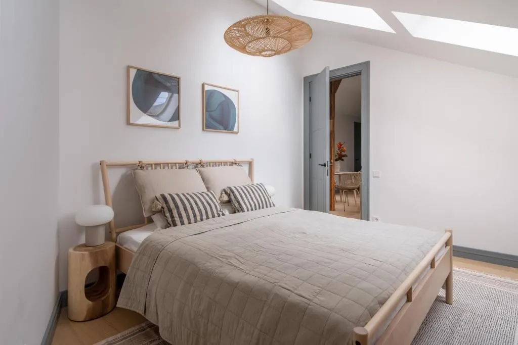 Image 1 of Warm 2bd City Centre Apartment