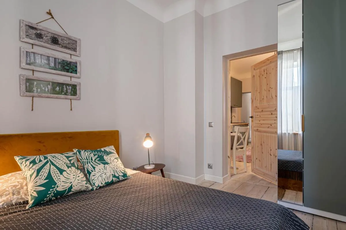 Image 6 of White LUX apartment next to the Old town with free parking and high speed internet