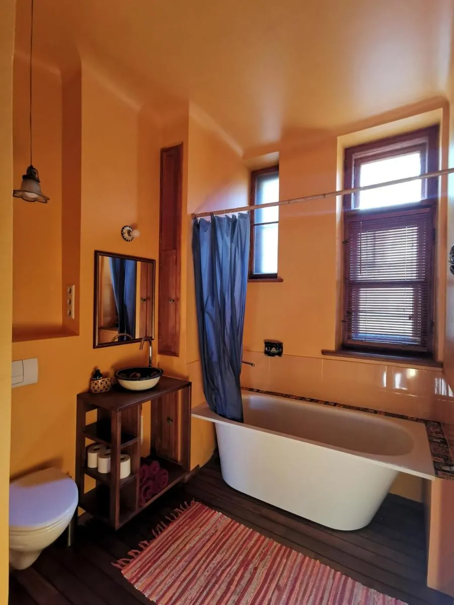 Image 3 of Artists apartment next to Gertrudes church inspired by Mexico