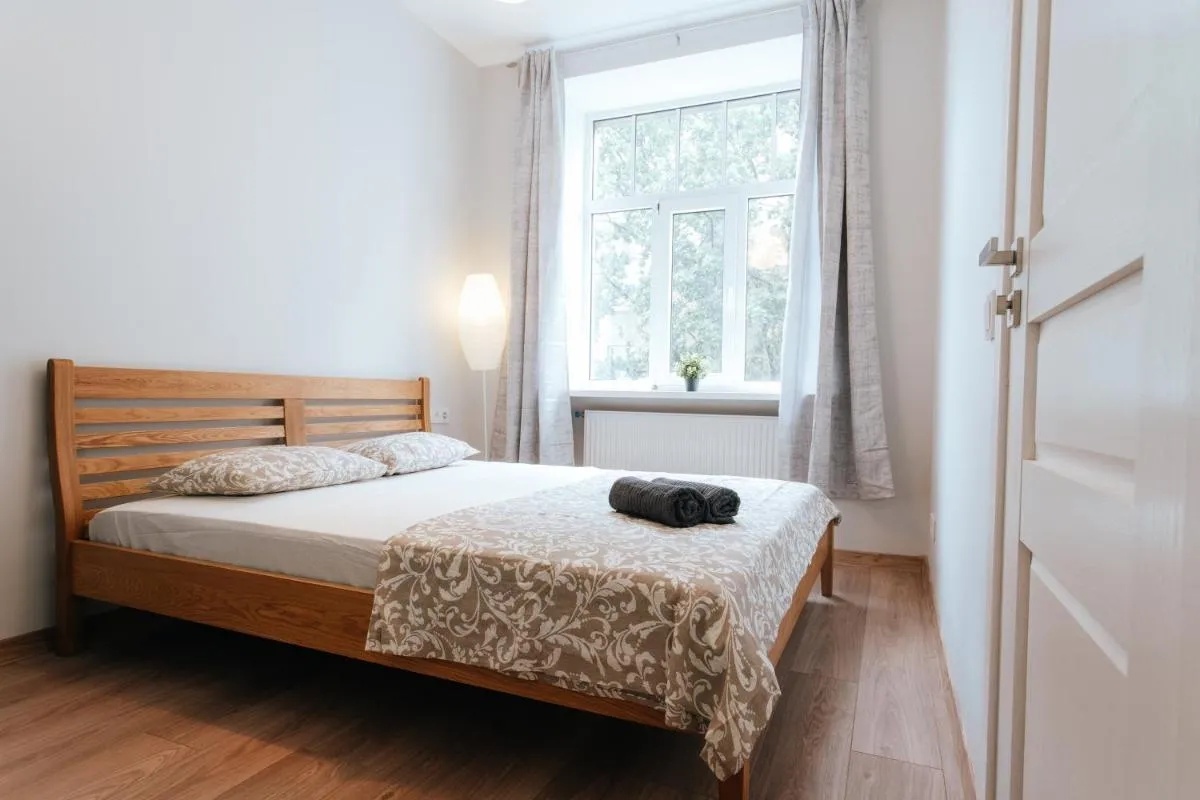 Image 6 of Central Comfort at Hanzas Residence, stay near Cafes, Bars, Museums & Esplanade