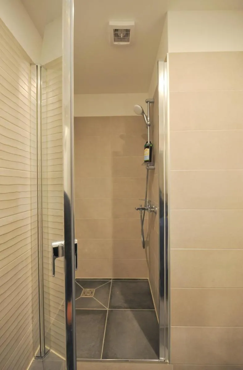 Image 3 of Central Comfort at Hanzas Residence, stay near Cafes, Bars, Museums & Esplanade