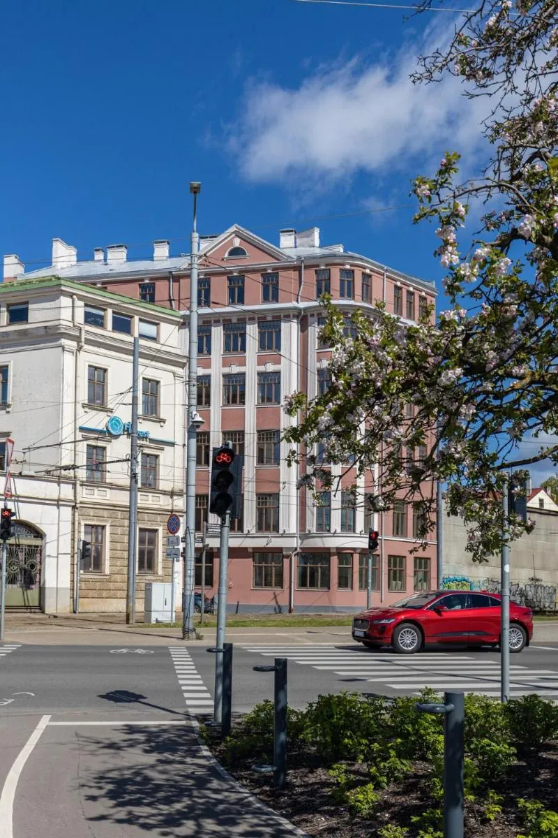 Image 3 of Central Hideaway in the Heart of Old Town Streets