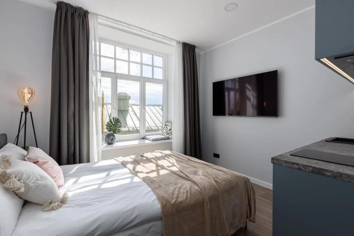 Image 5 of Central Hideaway in the Heart of Old Town Streets