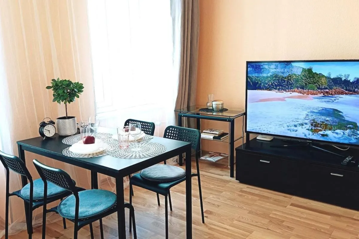 Image 4 of Centrally located Studio apartment