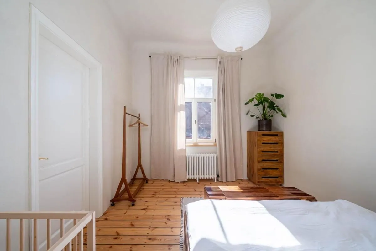 Image 6 of Charming flat with beautiful riverside views