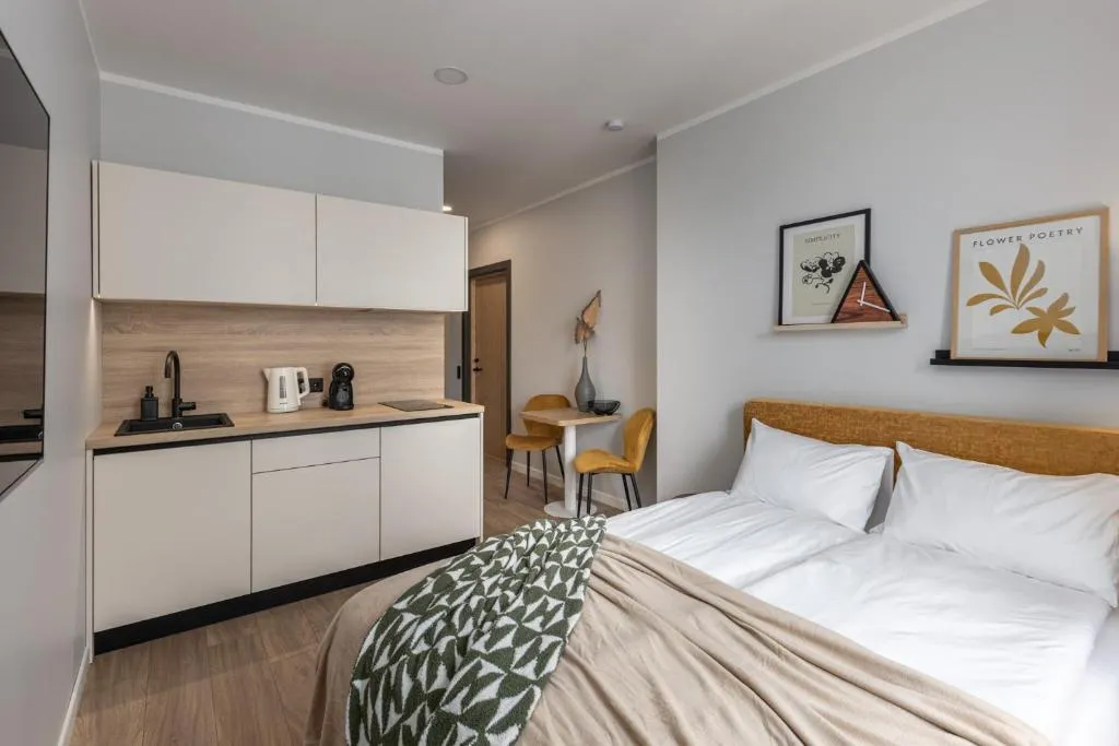 Image of Compact & Central Old Town Studio