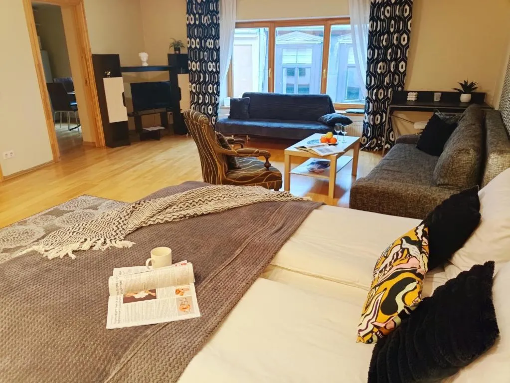 Image of Elegant Old Town Toffee Bliss Apartment, SELF Check-In, Steps from Bus Station