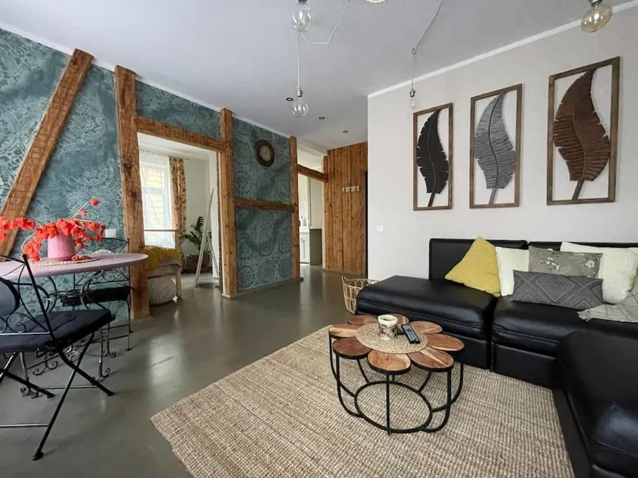 Image 3 of Elegant & Central 1Br w Free Parking – Sleeps 4