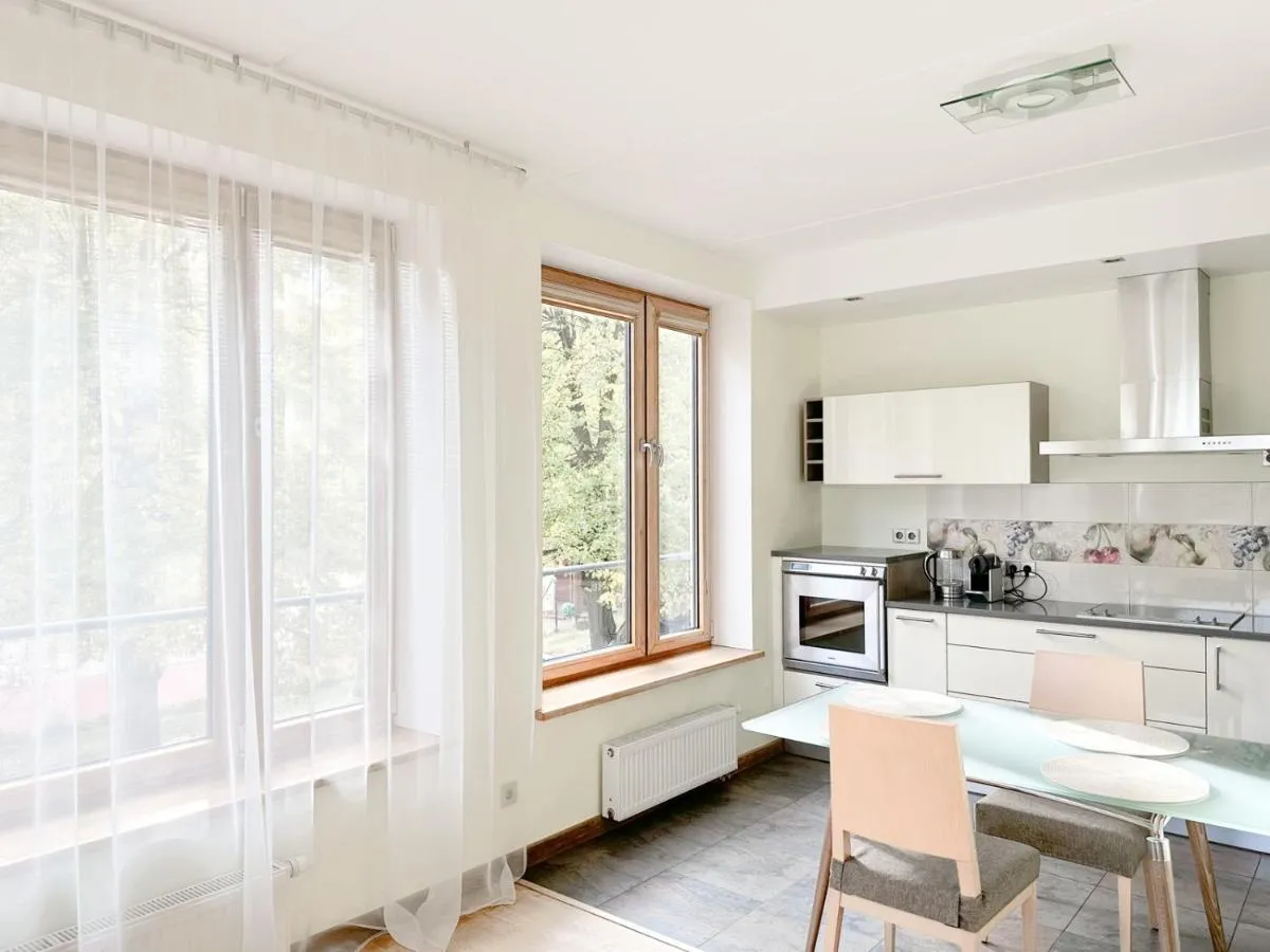 Image 3 of Elite centre, free parking, ultra-desirable 1 of 1, lux view