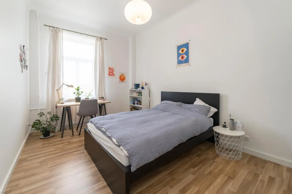 Image 1 of Families & Groups 3 Bedrooms Free Parking