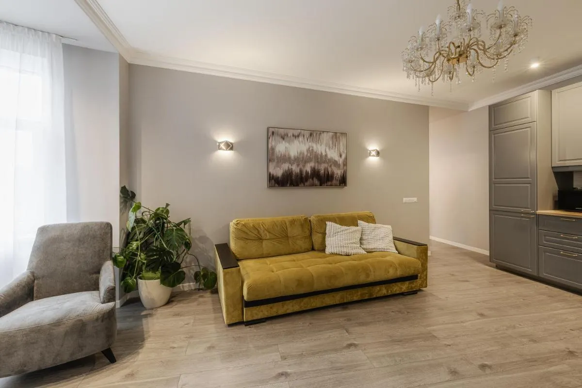 Image 4 of Grand Apartment