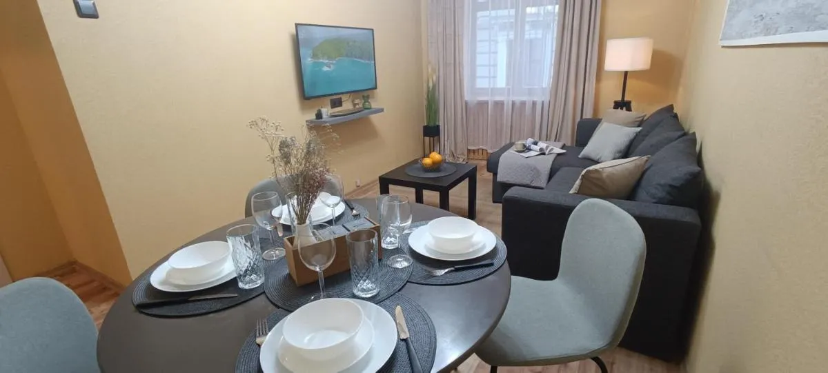 Image 3 of Historic Old Town Escape Cozy 2 Bedrooms Perfect location